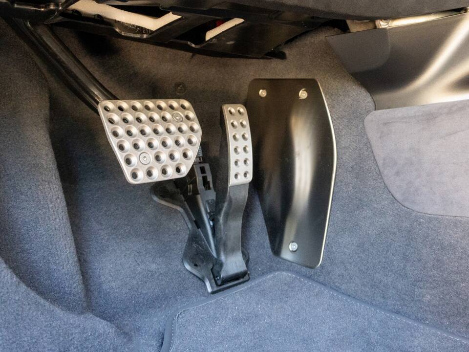 Image 20/21 of Ferrari Purosangue V12 (2025)