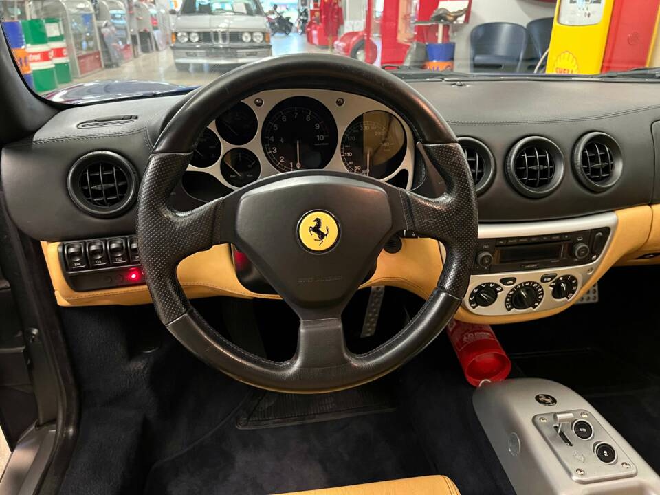 Image 8/16 of Ferrari 360 Modena (2003)
