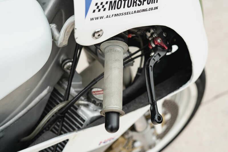 Bild 7/50 von Honda RS 250 RF (1993)