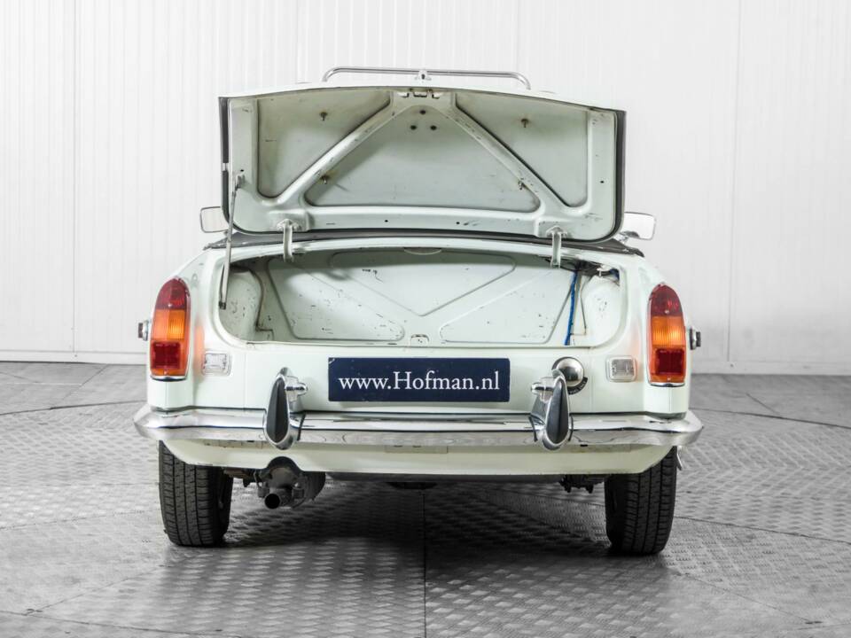 Bild 39/50 von MG MGB (1975)