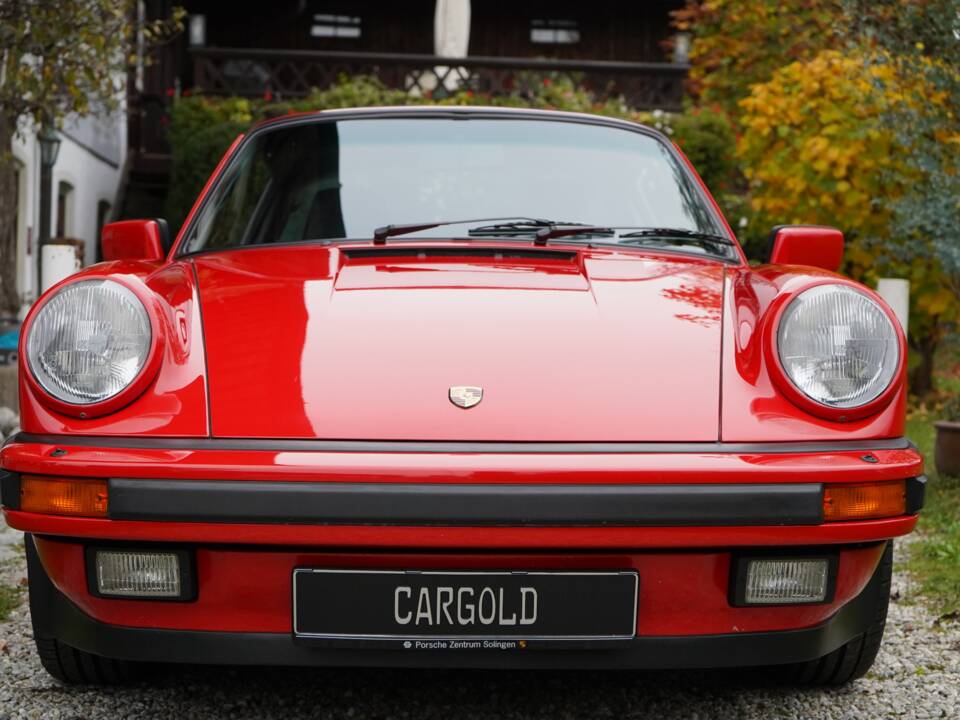 Imagen 7/20 de Porsche 911 Carrera 3.2 (1988)