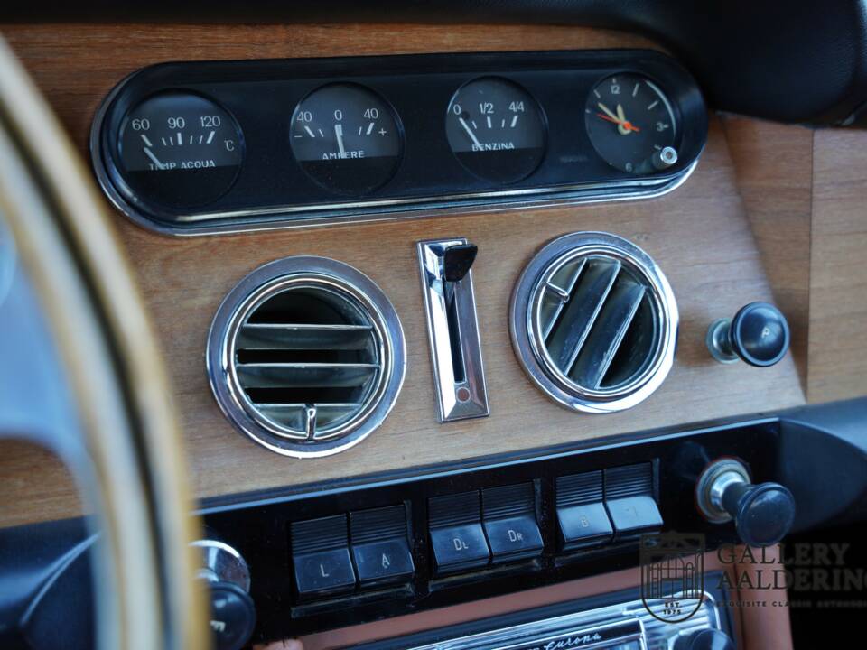 Imagen 31/50 de Ferrari 330 GT 2+2 (1965)