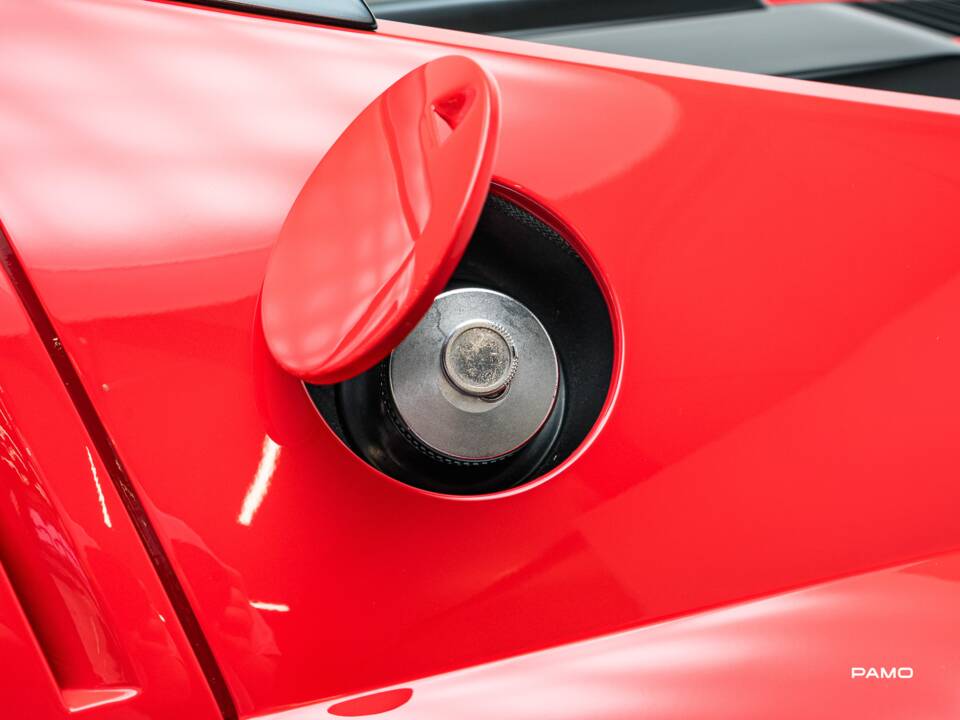 Immagine 21/39 di Ferrari 512 BBi (1983)