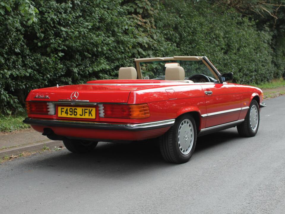 Image 6/20 de Mercedes-Benz 420 SL (1989)