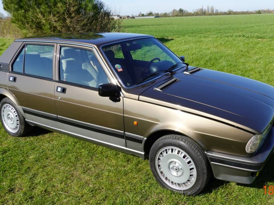 Image 20/20 of Alfa Romeo Giulietta 1.8 (1985)