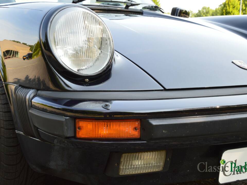 Bild 45/50 von Porsche 911 Carrera 3.2 (1986)