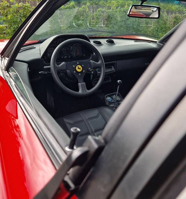 Image 55/82 of Ferrari 308 GTS Quattrovalvole (1983)