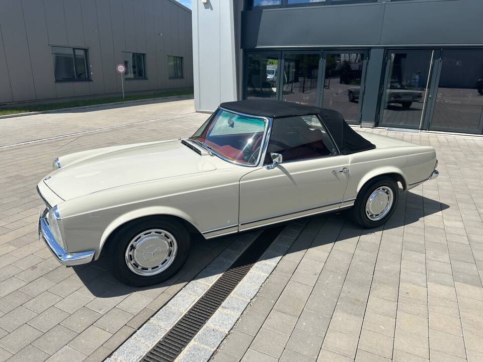 Imagen 23/30 de Mercedes-Benz 280 SL (1970)