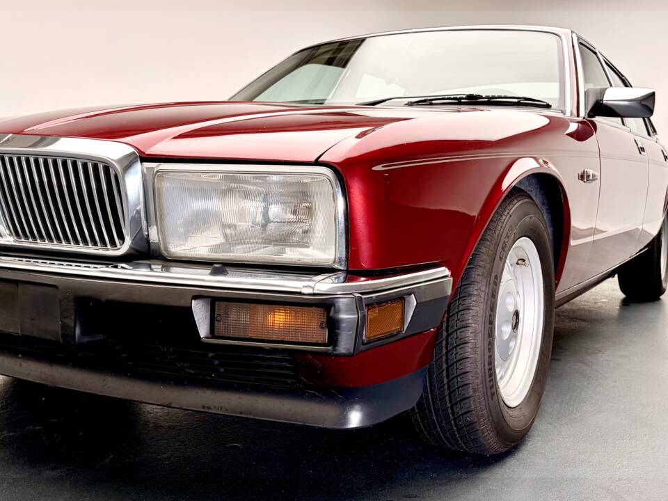 Afbeelding 3/17 van Jaguar XJ 6 4.0 (1990)