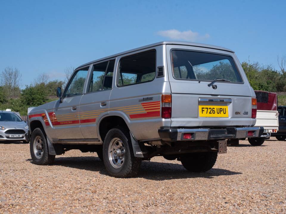 Image 24/46 of Toyota Land Cruiser FJ 62 (1988)