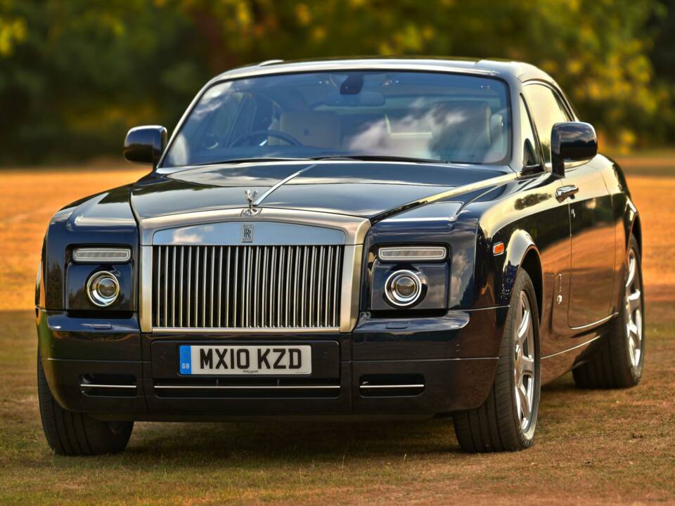 Image 5/50 of Rolls-Royce Phantom Coupé (2010)