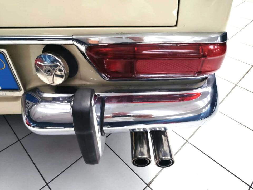 Image 19/58 de Mercedes-Benz 280 SL (1969)