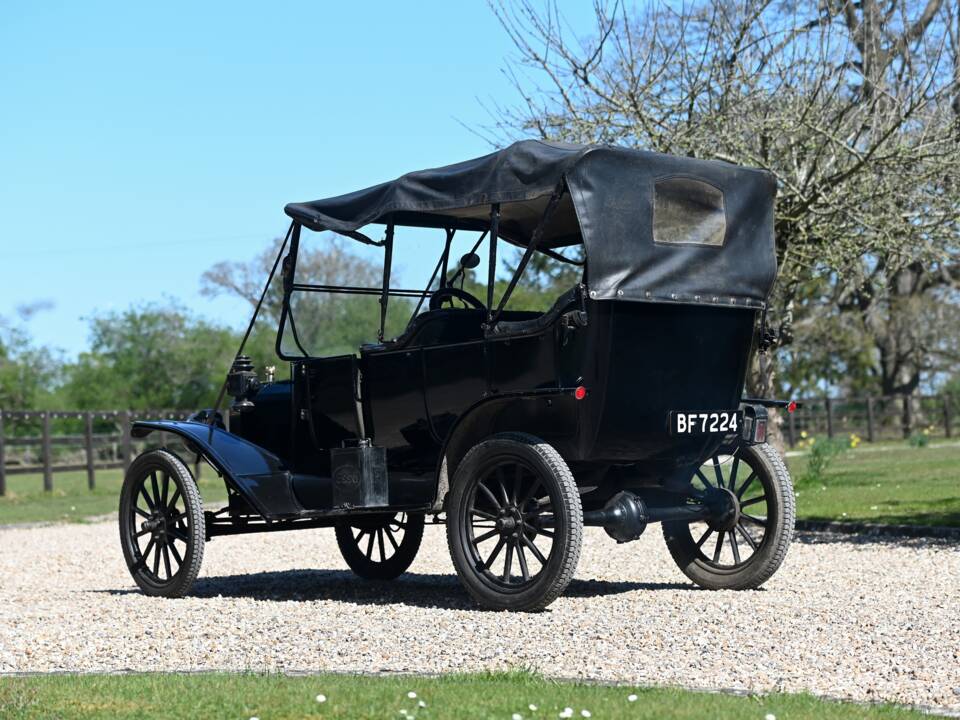 Bild 15/20 von Ford Model T Touring (1914)