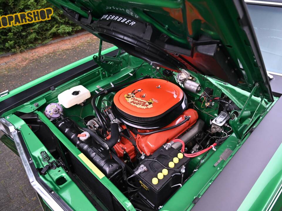 Image 11/51 of Plymouth Road Runner 383 (1969)