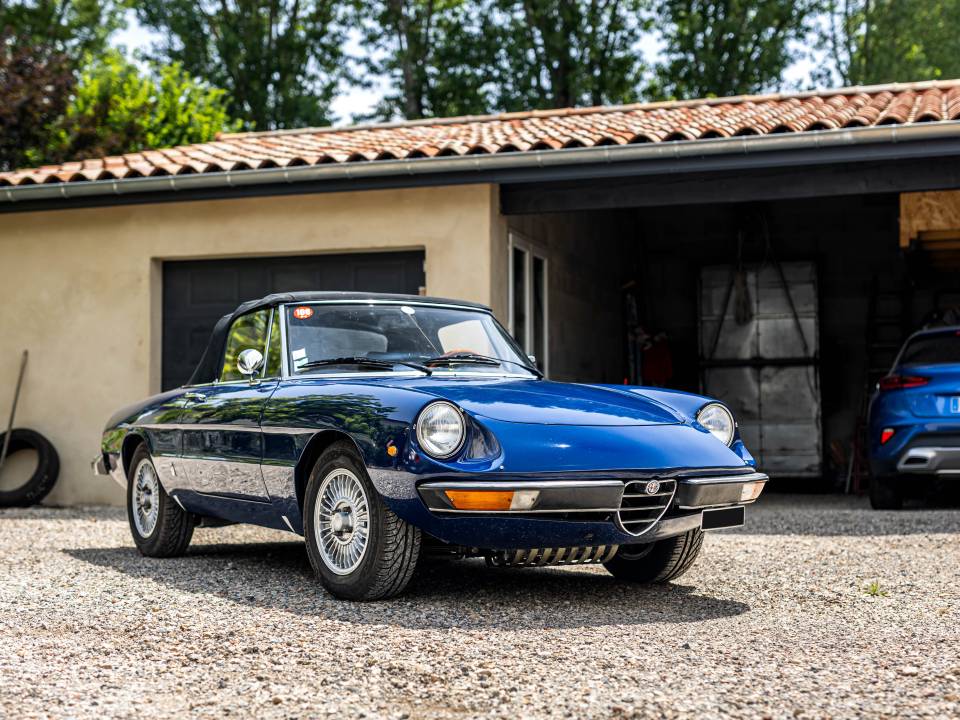 Bild 6/45 von Alfa Romeo 1600 Spider (1976)