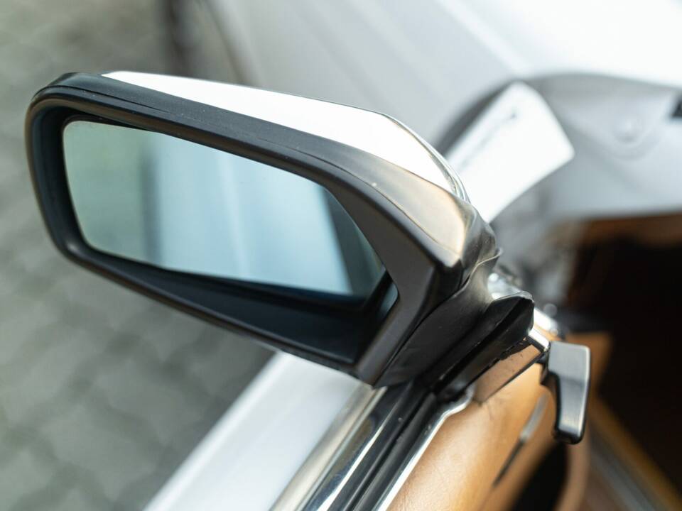 Image 16/50 de Mercedes-Benz 300 SL (1986)