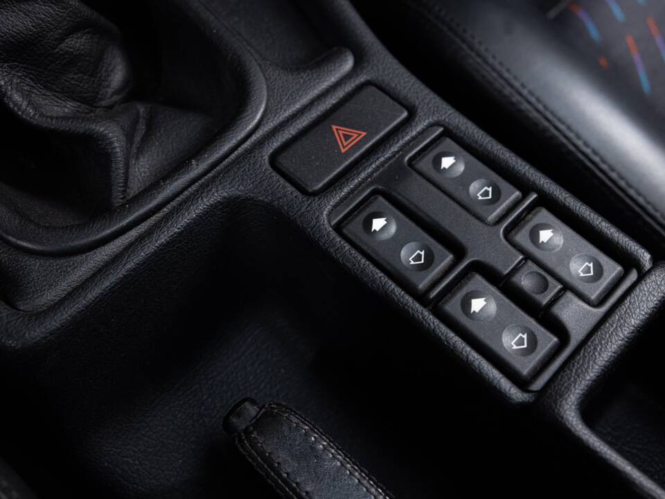 Bild 16/34 von BMW M5 (1993)