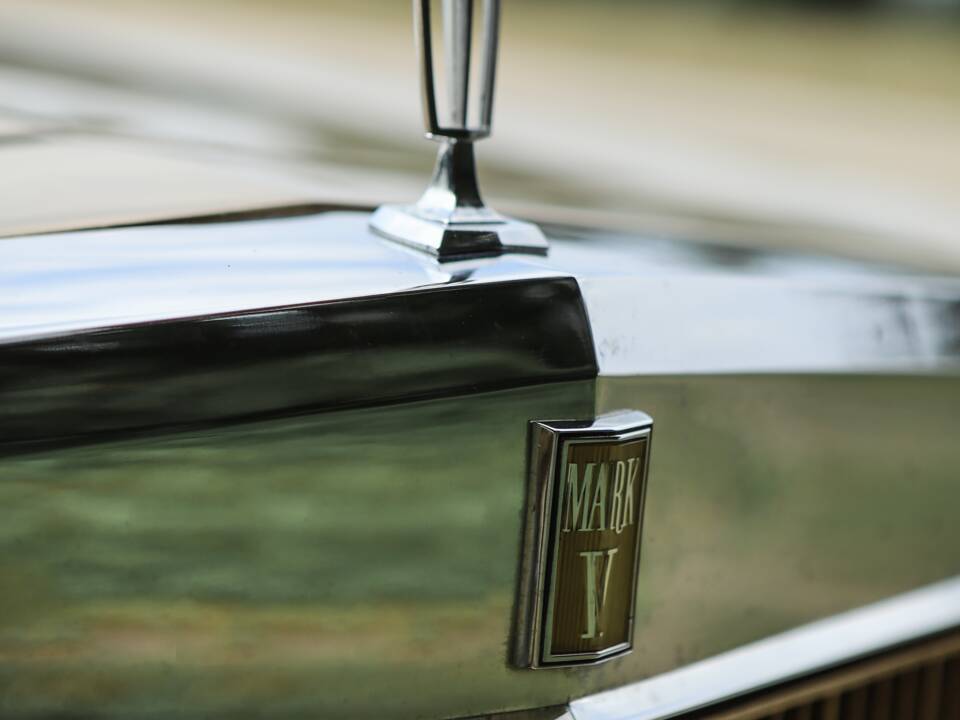 Bild 10/10 von Lincoln Continental Diamond Jubilee Gold Edition (1978)