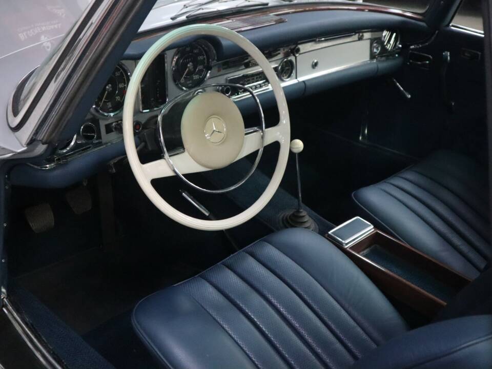 Bild 16/45 von Mercedes-Benz 280 SL (1968)