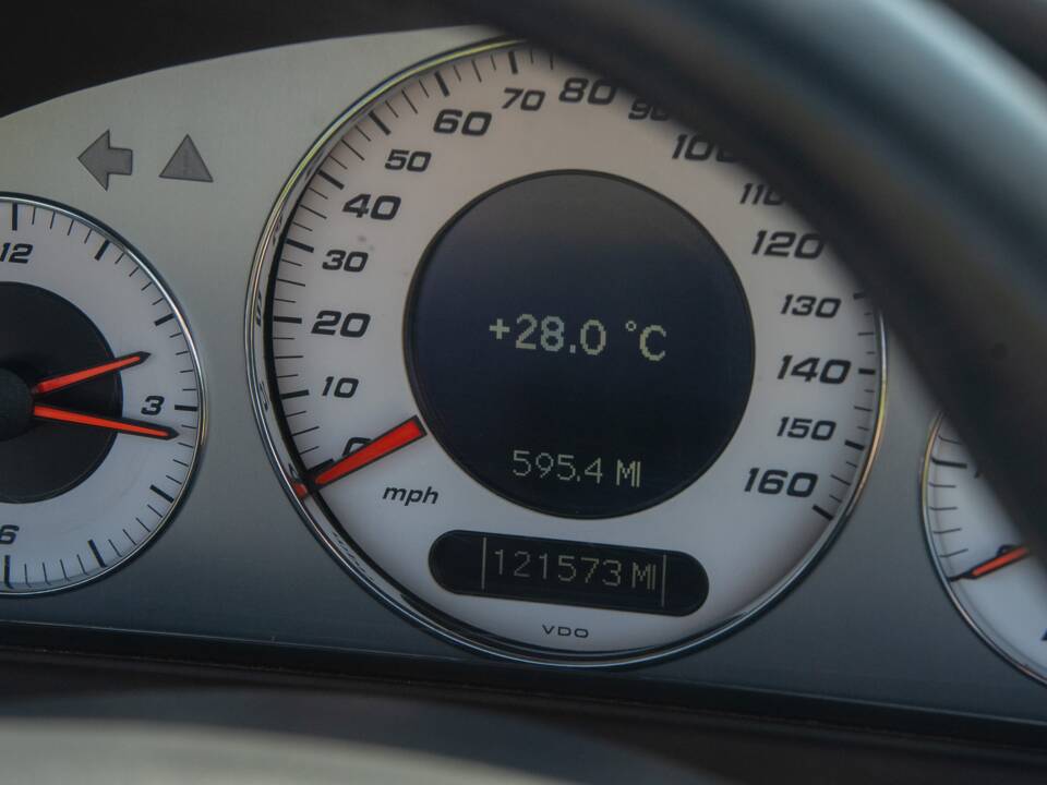 Bild 7/50 von Mercedes-Benz CLK 55 AMG (2003)