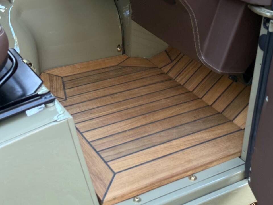 Bild 9/31 von Land Rover Defender 110 (2005)