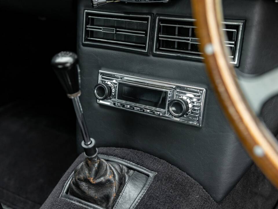 Afbeelding 34/50 van Aston Martin DB 6 (1967)