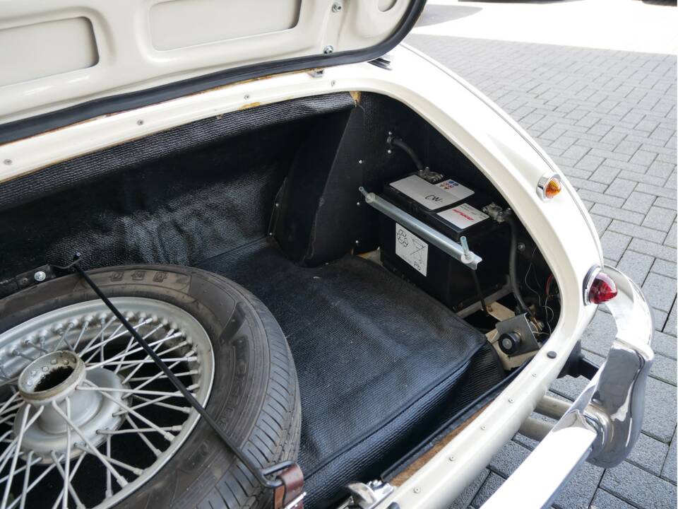 Bild 21/29 von Austin-Healey 3000 Mk III (BJ8) (1966)