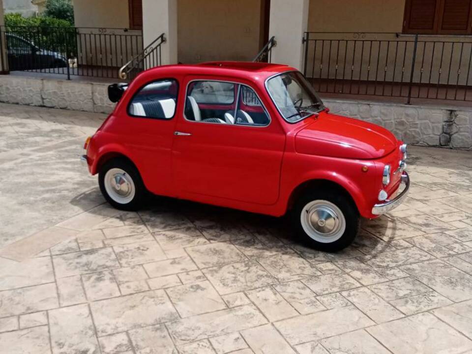 Bild 8/10 von FIAT 500 L (1971)