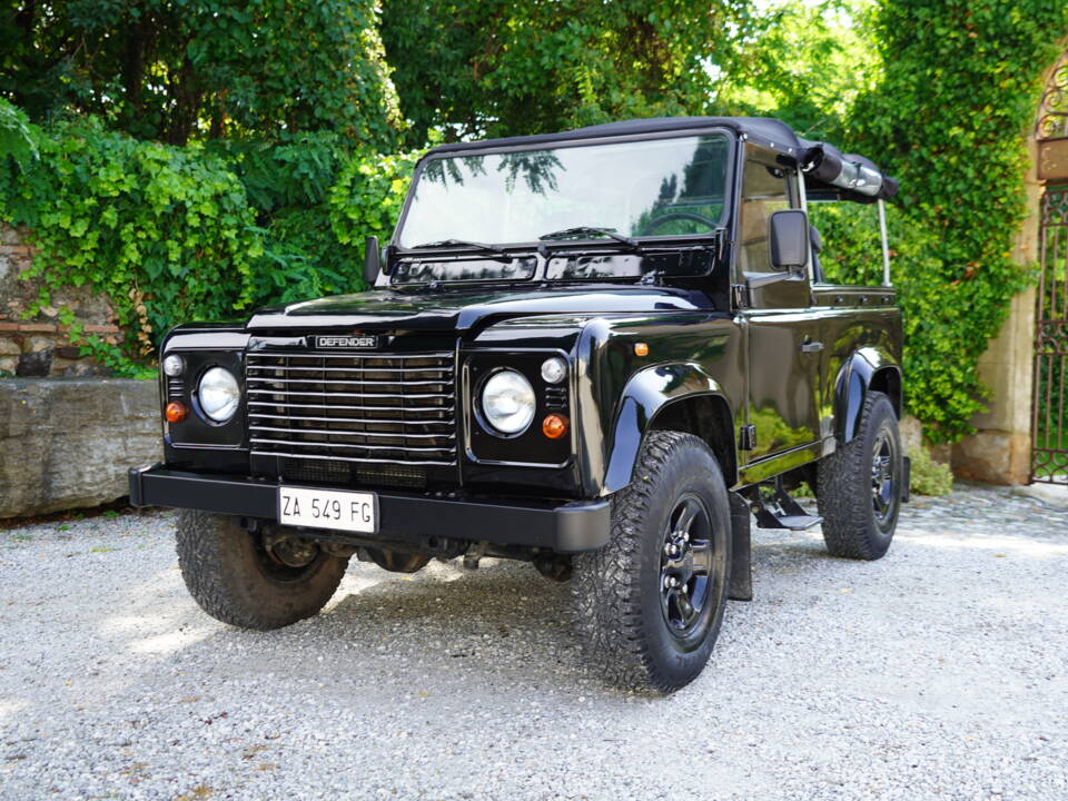 Bild 86/97 von Land Rover Defender 90 Td5 (2000)
