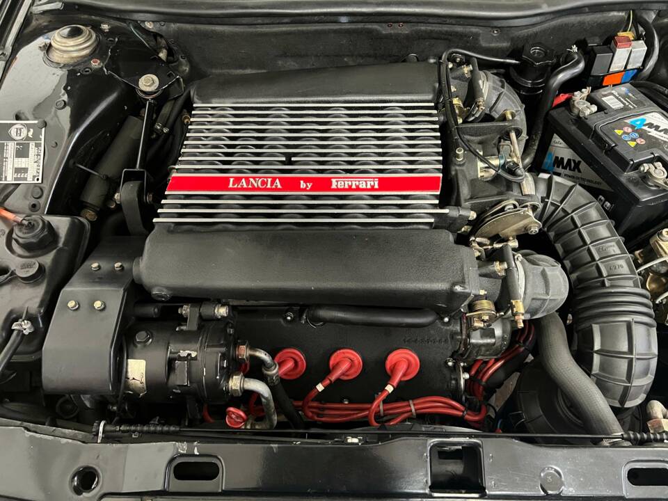Bild 5/18 von Lancia Thema 8.32 (1988)