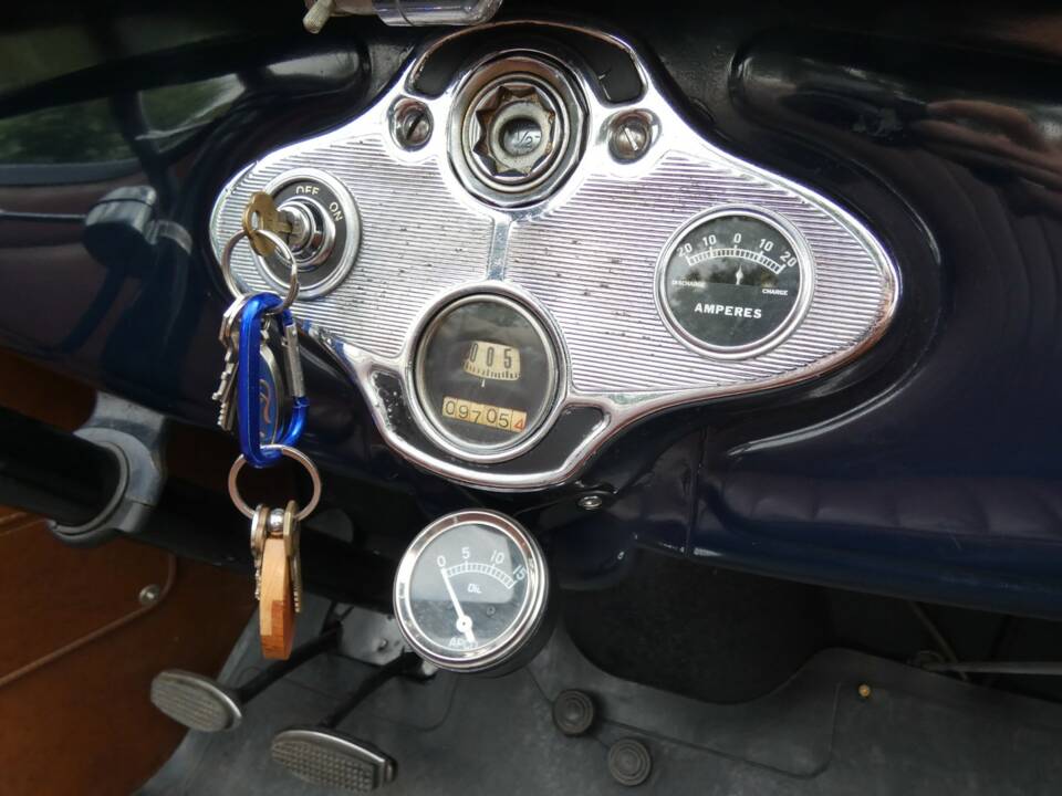 Image 13/19 of Ford Model A De Luxe (1930)