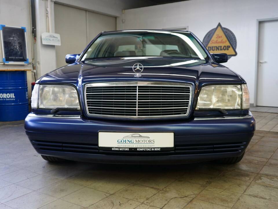 Immagine 4/36 di Mercedes-Benz S 500 L (1994)