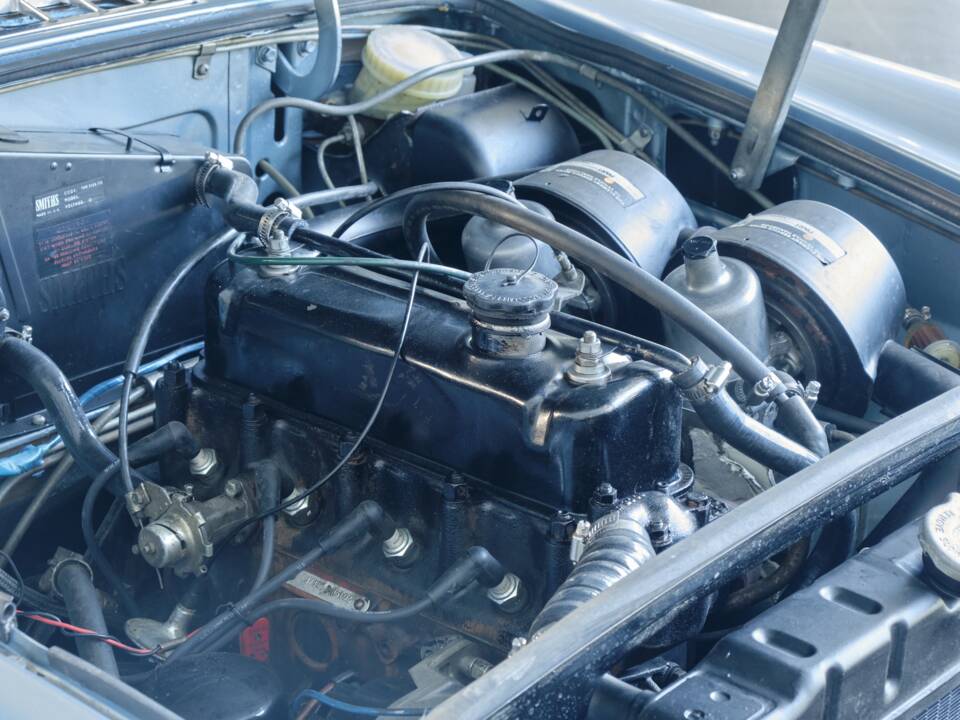 Image 49/50 of MG MGB (1976)