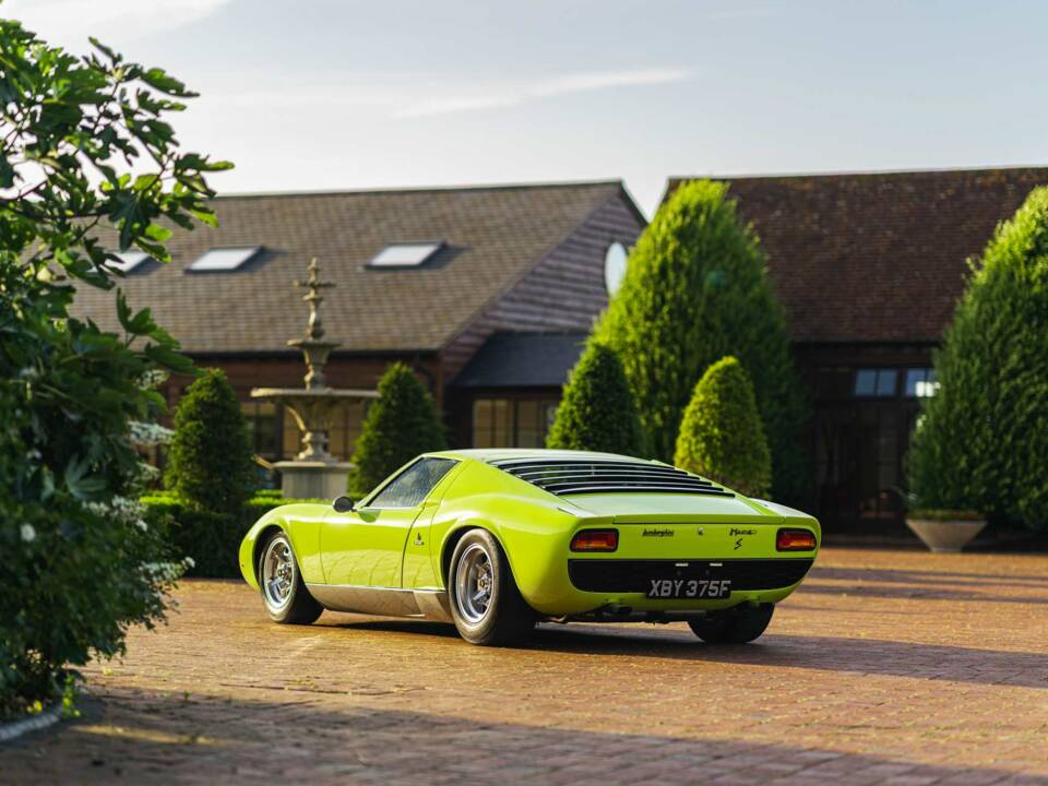 Bild 8/30 von Lamborghini Miura P 400 S (1968)