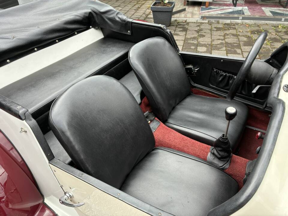 Image 17/21 of Mercedes-Benz SSK - 27/170/225 HP (1969)