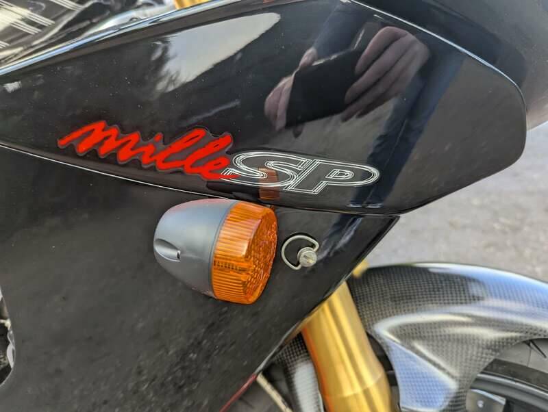 Image 13/35 of Aprilia DUMMY (2000)