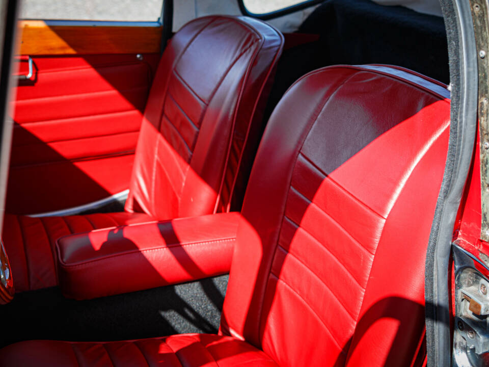 Image 37/49 of MG MGA 1500 (1958)