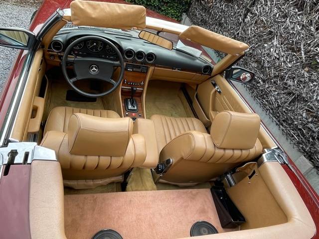 Bild 49/50 von Mercedes-Benz 380 SL (1983)