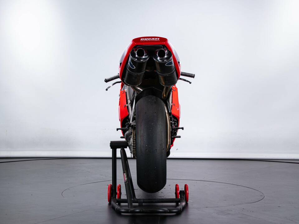 Immagine 3/50 di Ducati DUMMY (1999)