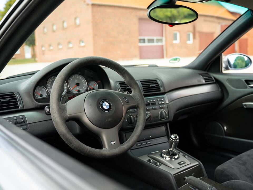 Image 31/42 of BMW M3 CSL (2003)