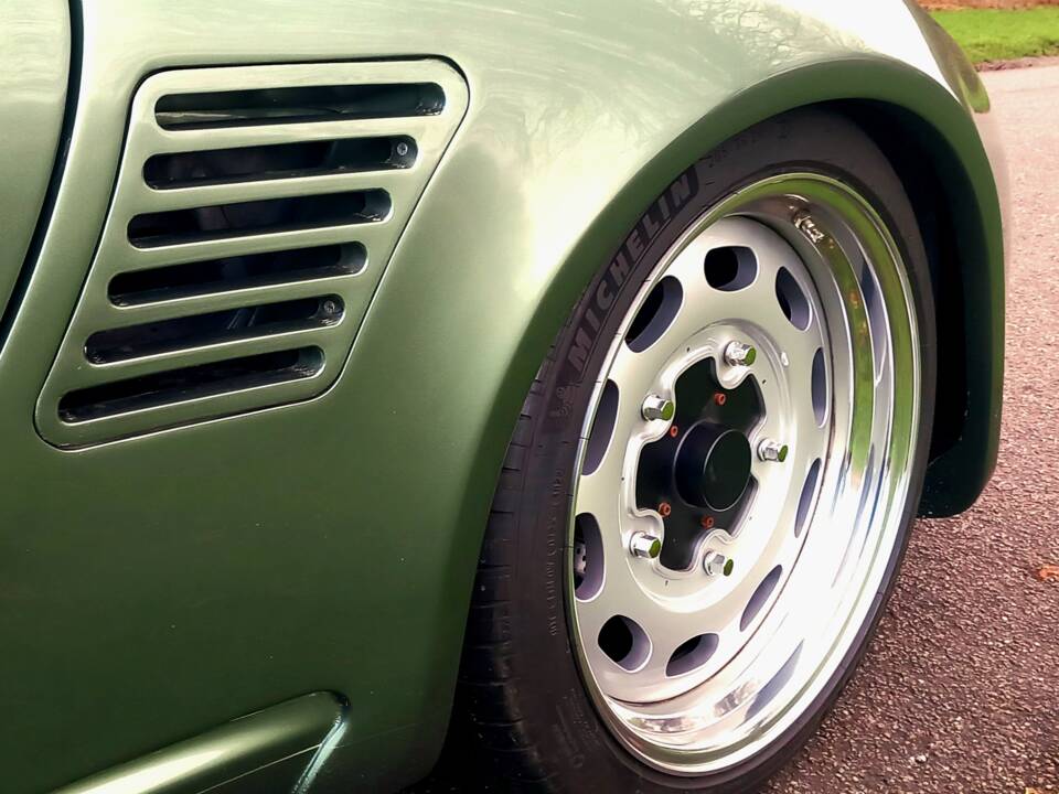 Image 25/99 of Porsche Boxster S (2005)