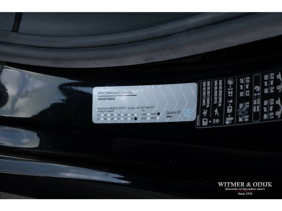 Image 37/39 de Porsche 911 Carrera 4S (2019)