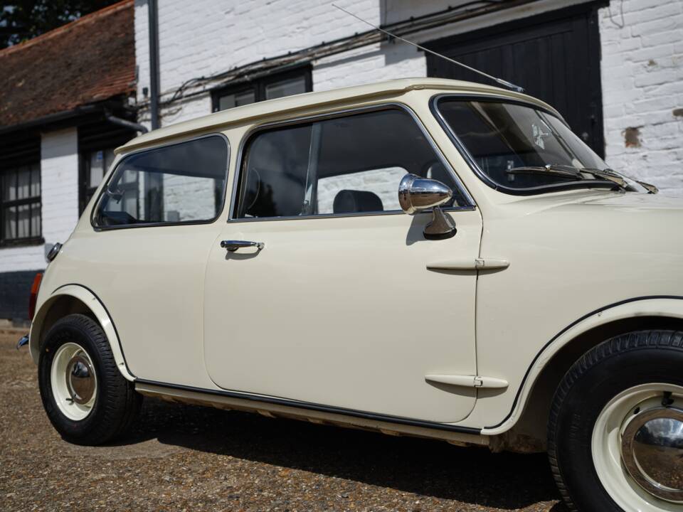 Image 20/50 of Austin Mini Cooper 850 (1968)