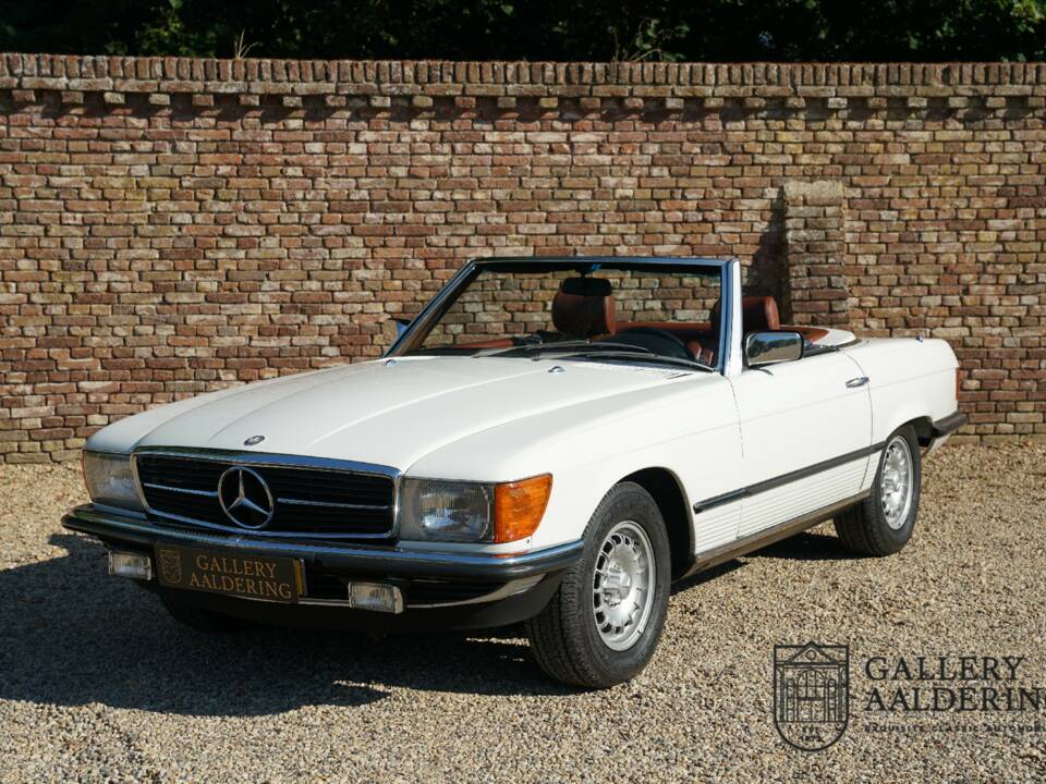 Image 1/50 of Mercedes-Benz 380 SL (1982)