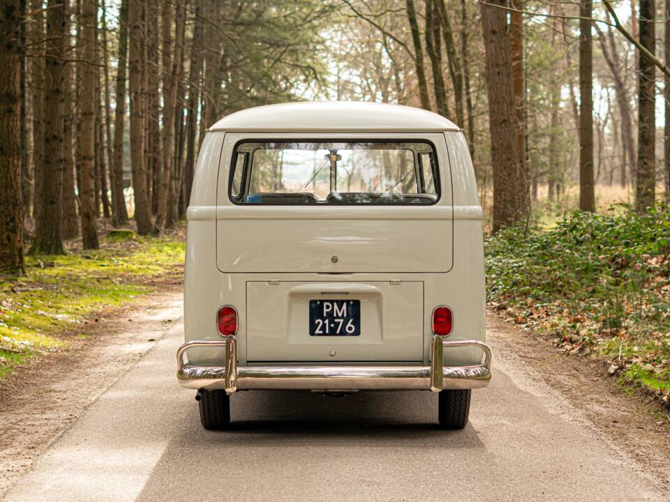 Imagen 3/5 de Volkswagen T1 Kombi (1965)