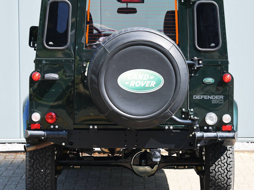 Afbeelding 22/38 van Land Rover 90 (1989)