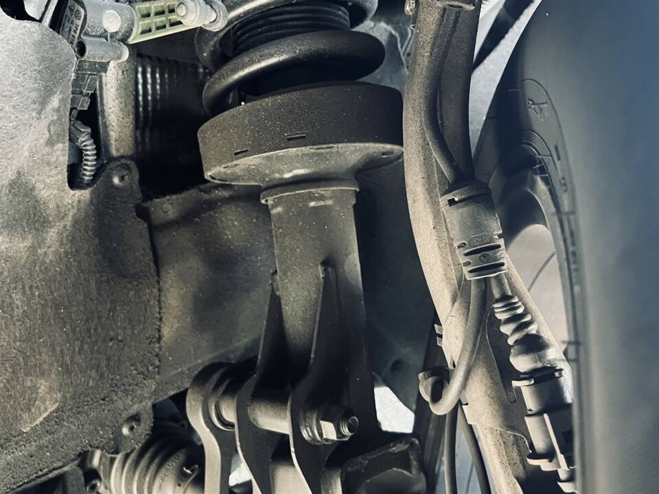 Bild 46/61 von Porsche Cayenne S (2010)