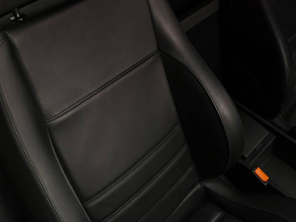 Image 16/26 of Ferrari 348 TB (1991)