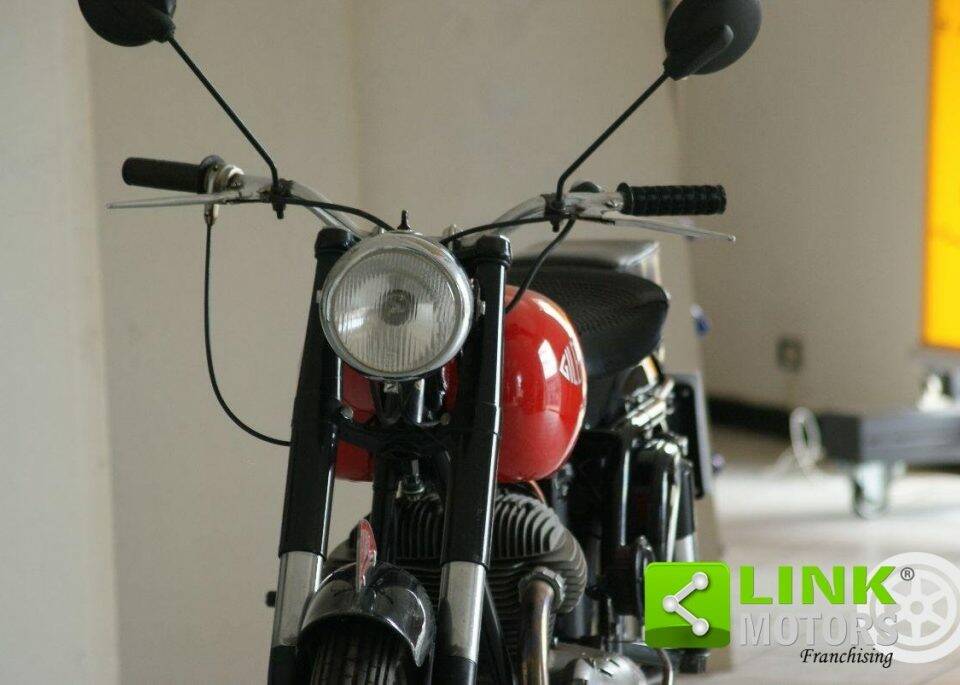 Image 12/19 of Gilera B 300 (1976)