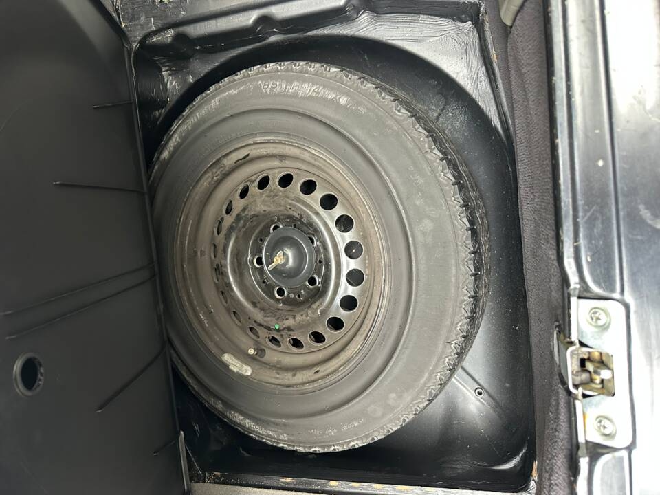 Image 19/20 of Mercedes-Benz 280 SL (1979)